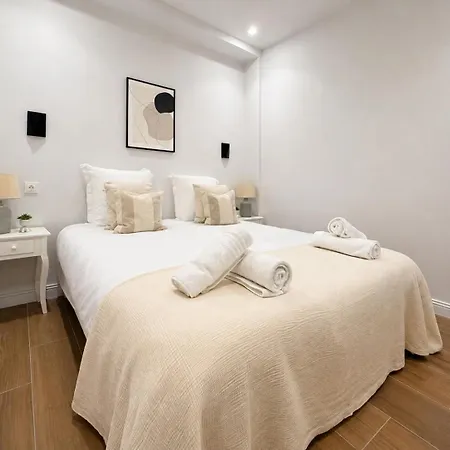 Elegant 2 Pieces Au 5e Arrondissement Apartment